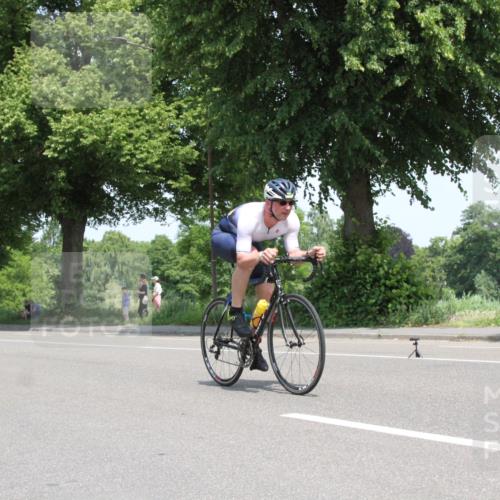 15.06.2025 - 7 Türme Triathlon Yannick Fuchs http://msf.ph/oto/7962608 15.06.2025 12:43:30 Radfahren  meine-sportfotos.de