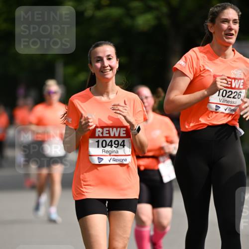 15.06.2025 - REWE Women's Run Dr. Thomas Lammeyer http://msf.ph/oto/7962610 15.06.2025 09:51:28 Laufen 10494, 10226 meine-sportfotos.de