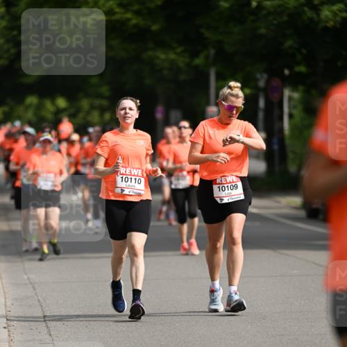 15.06.2025 - REWE Women's Run Dr. Thomas Lammeyer http://msf.ph/oto/7962635 15.06.2025 09:51:29 Laufen 10110, 10109 meine-sportfotos.de