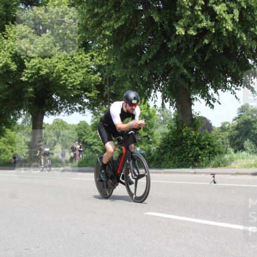 15.06.2025 - 7 Türme Triathlon Yannick Fuchs http://msf.ph/oto/7962651 15.06.2025 12:44:13 Radfahren  meine-sportfotos.de