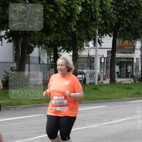 15.06.2025 - REWE Women's Run Jannik Wohlers http://msf.ph/oto/7962683 15.06.2025 09:47:24 Laufen 5569 meine-sportfotos.de