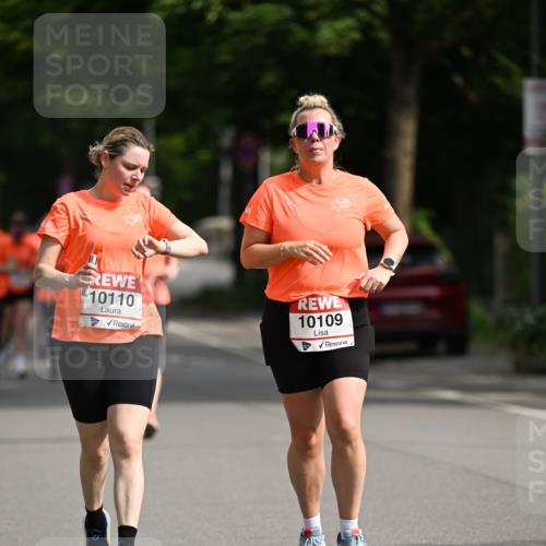 15.06.2025 - REWE Women's Run Dr. Thomas Lammeyer http://msf.ph/oto/7962703 15.06.2025 09:51:31 Laufen 10110, 10109 meine-sportfotos.de