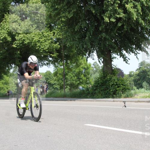 15.06.2025 - 7 Türme Triathlon Yannick Fuchs http://msf.ph/oto/7962708 15.06.2025 12:44:37 Radfahren  meine-sportfotos.de