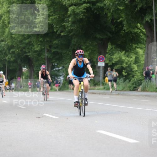 15.06.2025 - 7 Türme Triathlon Yannick Fuchs http://msf.ph/oto/7962743 15.06.2025 13:52:26 Radfahren 556, 729, 1038, 1083 meine-sportfotos.de