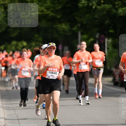 15.06.2025 - REWE Women's Run Dr. Thomas Lammeyer http://msf.ph/oto/7962808 15.06.2025 09:51:36 Laufen 10846 meine-sportfotos.de