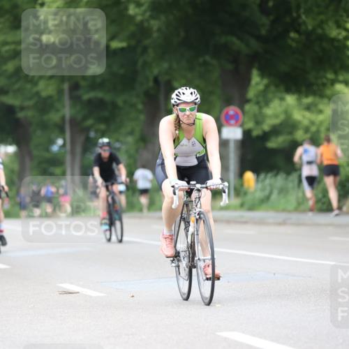 15.06.2025 - 7 Türme Triathlon Yannick Fuchs http://msf.ph/oto/7962810 15.06.2025 13:52:29 Radfahren 556, 729, 799, 1038 meine-sportfotos.de