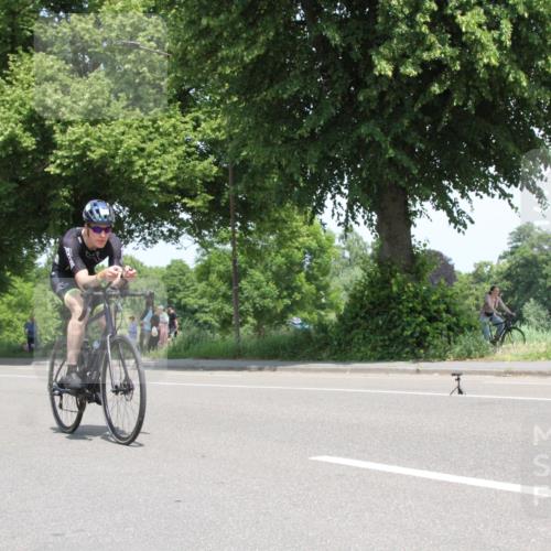 15.06.2025 - 7 Türme Triathlon Yannick Fuchs http://msf.ph/oto/7962908 15.06.2025 12:46:48 Radfahren  meine-sportfotos.de