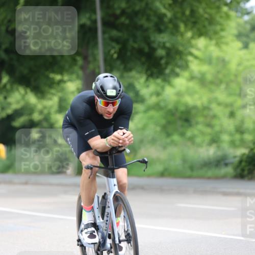 15.06.2025 - 7 Türme Triathlon Yannick Fuchs http://msf.ph/oto/7962928 15.06.2025 11:07:12 Radfahren 334 meine-sportfotos.de