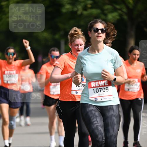 15.06.2025 - REWE Women's Run Dr. Thomas Lammeyer http://msf.ph/oto/7962951 15.06.2025 09:51:42 Laufen 10457, 28, 10709, 10936 meine-sportfotos.de
