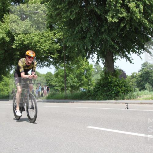 15.06.2025 - 7 Türme Triathlon Yannick Fuchs http://msf.ph/oto/7962995 15.06.2025 12:47:08 Radfahren  meine-sportfotos.de
