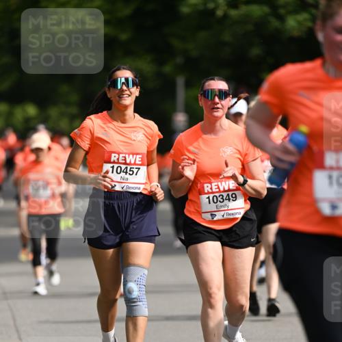 15.06.2025 - REWE Women's Run Dr. Thomas Lammeyer http://msf.ph/oto/7963001 15.06.2025 09:51:44 Laufen 10457, 10349 meine-sportfotos.de