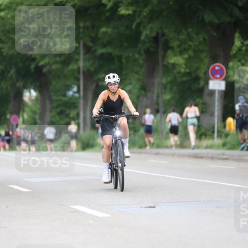 15.06.2025 - 7 Türme Triathlon Yannick Fuchs http://msf.ph/oto/7963007 15.06.2025 13:52:43 Radfahren 703 meine-sportfotos.de