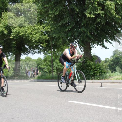 15.06.2025 - 7 Türme Triathlon Yannick Fuchs http://msf.ph/oto/7963017 15.06.2025 12:47:16 Radfahren  meine-sportfotos.de
