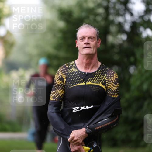 15.06.2025 - 7 Türme Triathlon Michael Strokosch http://msf.ph/oto/7963019 15.06.2025 12:15:30 Schwimmen 366, 490, 565, 671 meine-sportfotos.de