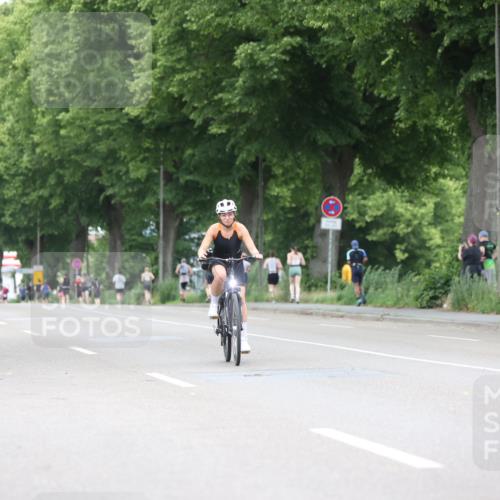15.06.2025 - 7 Türme Triathlon Yannick Fuchs http://msf.ph/oto/7963021 15.06.2025 13:52:44 Radfahren 703 meine-sportfotos.de