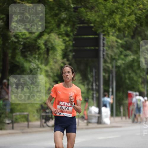 15.06.2025 - REWE Women's Run Jannik Wohlers http://msf.ph/oto/7963032 15.06.2025 09:56:50 Laufen 5074 meine-sportfotos.de