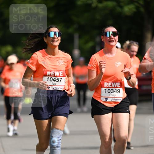 15.06.2025 - REWE Women's Run Dr. Thomas Lammeyer http://msf.ph/oto/7963033 15.06.2025 09:51:45 Laufen 10457, 10349 meine-sportfotos.de