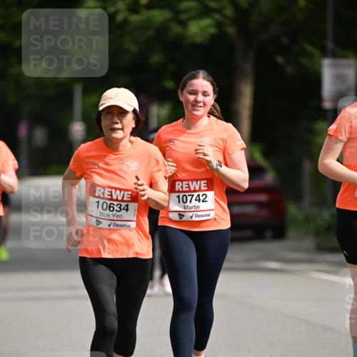 15.06.2025 - REWE Women's Run Dr. Thomas Lammeyer http://msf.ph/oto/7963175 15.06.2025 09:51:49 Laufen 10634, 10742 meine-sportfotos.de