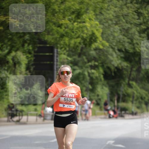 15.06.2025 - REWE Women's Run Jannik Wohlers http://msf.ph/oto/7963279 15.06.2025 09:57:37 Laufen 5535 meine-sportfotos.de