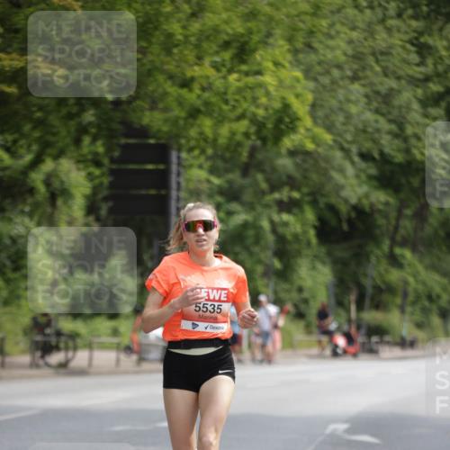 15.06.2025 - REWE Women's Run Jannik Wohlers http://msf.ph/oto/7963282 15.06.2025 09:57:37 Laufen 5535 meine-sportfotos.de