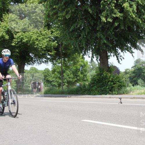 15.06.2025 - 7 Türme Triathlon Yannick Fuchs http://msf.ph/oto/7963298 15.06.2025 12:49:21 Radfahren  meine-sportfotos.de