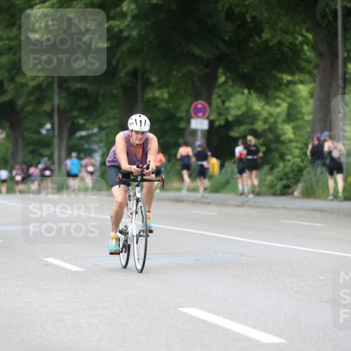 15.06.2025 - 7 Türme Triathlon Yannick Fuchs http://msf.ph/oto/7963333 15.06.2025 13:53:15 Radfahren 800, 1194 meine-sportfotos.de