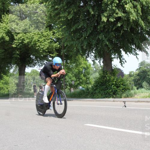 15.06.2025 - 7 Türme Triathlon Yannick Fuchs http://msf.ph/oto/7963344 15.06.2025 12:49:58 Radfahren  meine-sportfotos.de