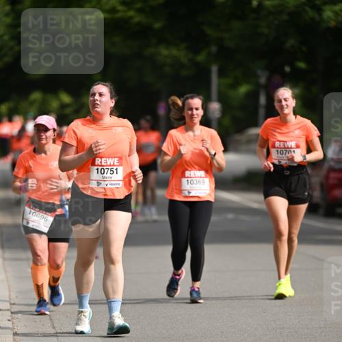 15.06.2025 - REWE Women's Run Dr. Thomas Lammeyer http://msf.ph/oto/7963386 15.06.2025 09:51:57 Laufen 10696, 10751, 10369, 10701 meine-sportfotos.de