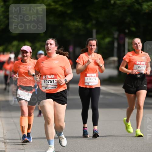 15.06.2025 - REWE Women's Run Dr. Thomas Lammeyer http://msf.ph/oto/7963396 15.06.2025 09:51:58 Laufen 10696, 10751, 10369, 10701 meine-sportfotos.de