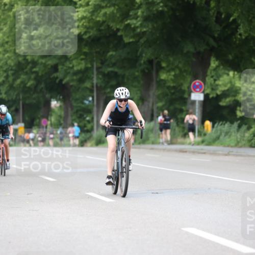 15.06.2025 - 7 Türme Triathlon Yannick Fuchs http://msf.ph/oto/7963502 15.06.2025 13:53:22 Radfahren 748, 819 meine-sportfotos.de