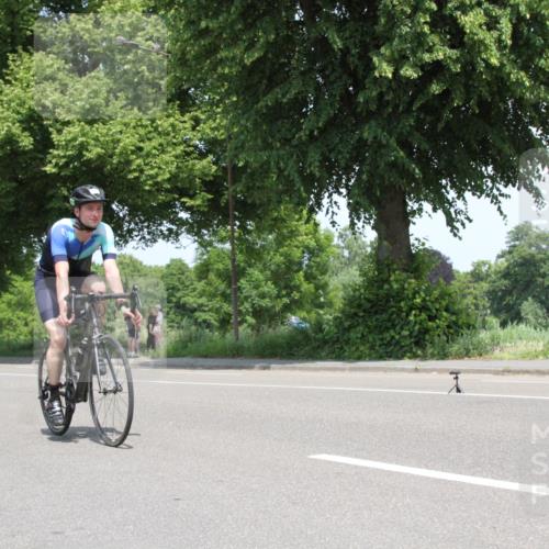 15.06.2025 - 7 Türme Triathlon Yannick Fuchs http://msf.ph/oto/7963513 15.06.2025 12:50:52 Radfahren  meine-sportfotos.de