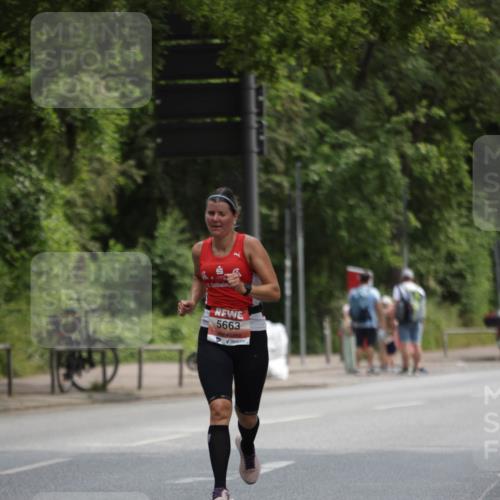 15.06.2025 - REWE Women's Run Jannik Wohlers http://msf.ph/oto/7963532 15.06.2025 09:58:14 Laufen 5663 meine-sportfotos.de