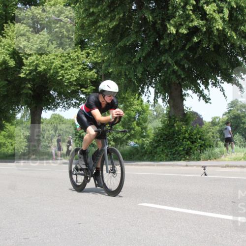 15.06.2025 - 7 Türme Triathlon Yannick Fuchs http://msf.ph/oto/7963536 15.06.2025 12:51:14 Radfahren  meine-sportfotos.de