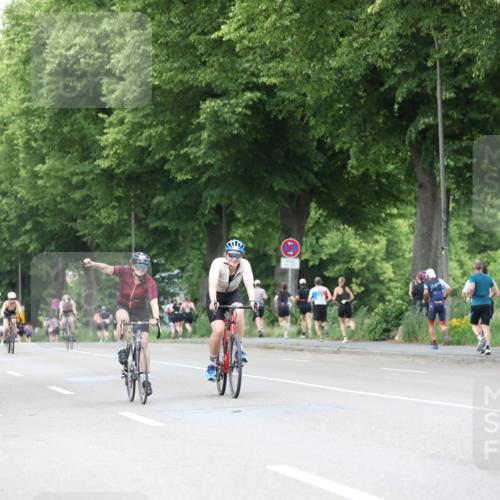 15.06.2025 - 7 Türme Triathlon Yannick Fuchs http://msf.ph/oto/7963622 15.06.2025 13:53:29 Radfahren 863, 1046, 1062 meine-sportfotos.de