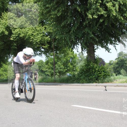 15.06.2025 - 7 Türme Triathlon Yannick Fuchs http://msf.ph/oto/7963659 15.06.2025 12:52:40 Radfahren  meine-sportfotos.de