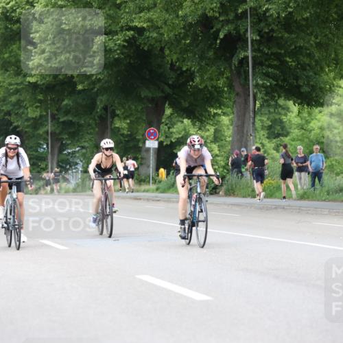 15.06.2025 - 7 Türme Triathlon Yannick Fuchs http://msf.ph/oto/7963741 15.06.2025 13:53:33 Radfahren 863, 1046, 1062 meine-sportfotos.de