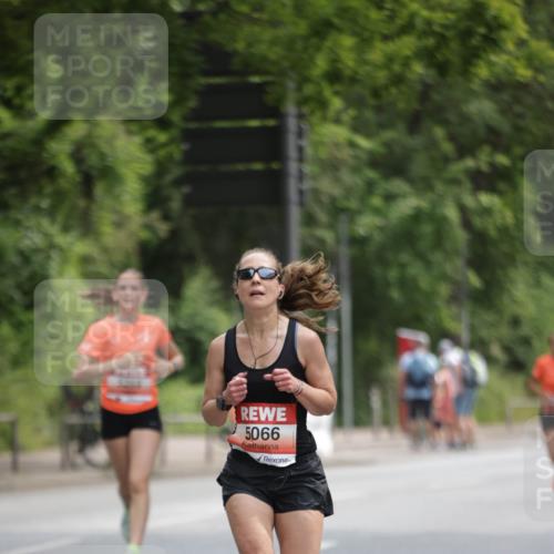 15.06.2025 - REWE Women's Run Jannik Wohlers http://msf.ph/oto/7963796 15.06.2025 09:58:40 Laufen 5066 meine-sportfotos.de