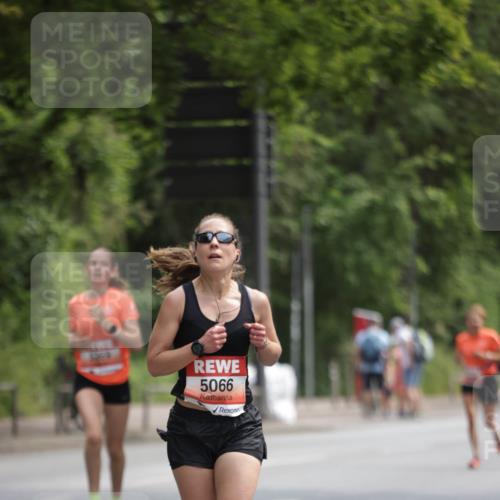 15.06.2025 - REWE Women's Run Jannik Wohlers http://msf.ph/oto/7963812 15.06.2025 09:58:41 Laufen 5066 meine-sportfotos.de