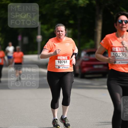 15.06.2025 - REWE Women's Run Dr. Thomas Lammeyer http://msf.ph/oto/7963832 15.06.2025 09:52:16 Laufen 10761, 1023 meine-sportfotos.de