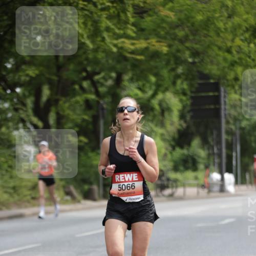 15.06.2025 - REWE Women's Run Jannik Wohlers http://msf.ph/oto/7963842 15.06.2025 09:58:42 Laufen 5066 meine-sportfotos.de