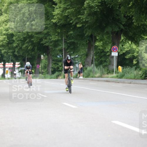 15.06.2025 - 7 Türme Triathlon Yannick Fuchs http://msf.ph/oto/7963846 15.06.2025 11:11:12 Radfahren 200, 329 meine-sportfotos.de