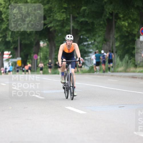 15.06.2025 - 7 Türme Triathlon Yannick Fuchs http://msf.ph/oto/7963886 15.06.2025 13:53:41 Radfahren 1125 meine-sportfotos.de