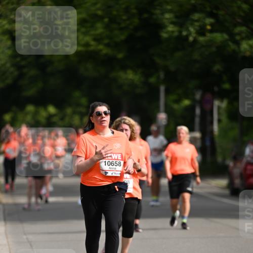 15.06.2025 - REWE Women's Run Dr. Thomas Lammeyer http://msf.ph/oto/7963895 15.06.2025 09:52:26 Laufen 10658 meine-sportfotos.de