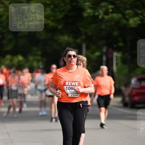 15.06.2025 - REWE Women's Run Dr. Thomas Lammeyer http://msf.ph/oto/7963927 15.06.2025 09:52:27 Laufen 106 meine-sportfotos.de