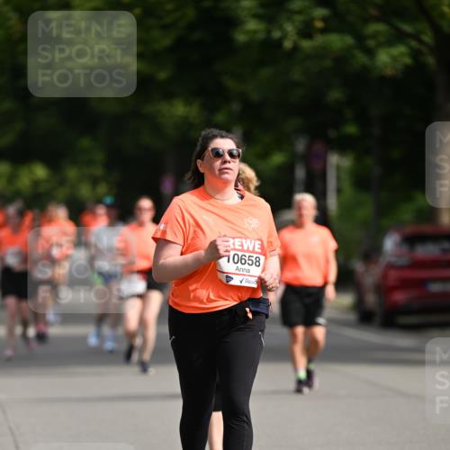 15.06.2025 - REWE Women's Run Dr. Thomas Lammeyer http://msf.ph/oto/7963932 15.06.2025 09:52:28 Laufen 0658 meine-sportfotos.de