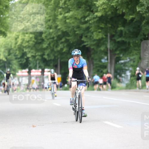 15.06.2025 - 7 Türme Triathlon Yannick Fuchs http://msf.ph/oto/7963942 15.06.2025 13:54:07 Radfahren 829, 1192 meine-sportfotos.de