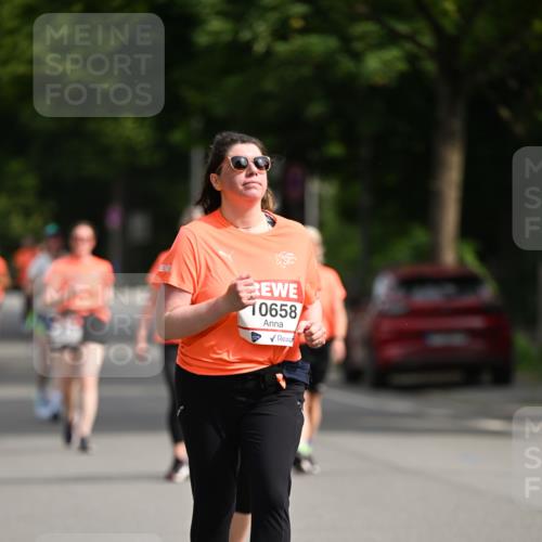 15.06.2025 - REWE Women's Run Dr. Thomas Lammeyer http://msf.ph/oto/7963955 15.06.2025 09:52:28 Laufen 10658 meine-sportfotos.de