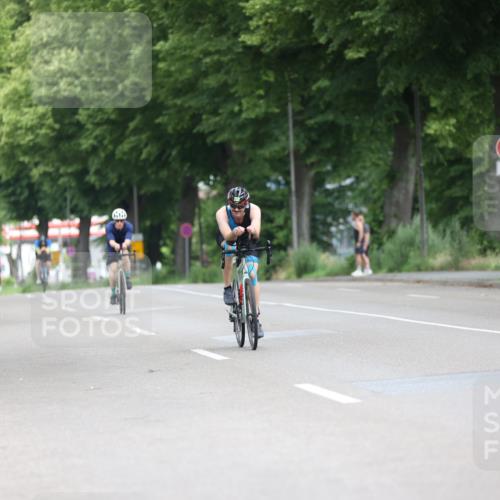 15.06.2025 - 7 Türme Triathlon Yannick Fuchs http://msf.ph/oto/7963958 15.06.2025 11:11:18 Radfahren 204, 246, 278, 329 meine-sportfotos.de