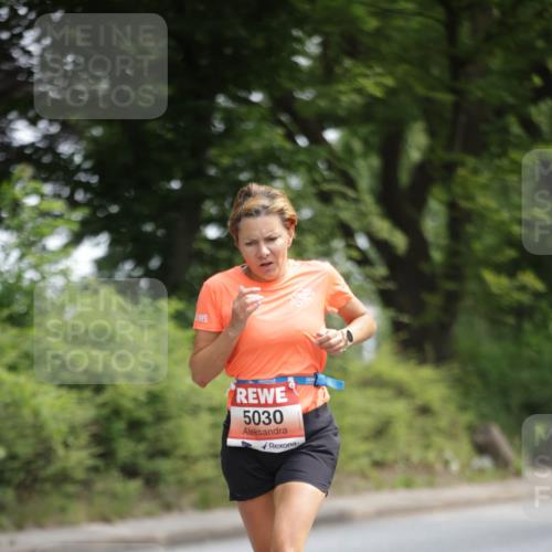 15.06.2025 - REWE Women's Run Jannik Wohlers http://msf.ph/oto/7964052 15.06.2025 09:58:49 Laufen 5030 meine-sportfotos.de