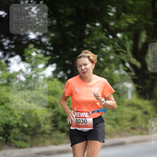 15.06.2025 - REWE Women's Run Jannik Wohlers http://msf.ph/oto/7964066 15.06.2025 09:58:49 Laufen 5030 meine-sportfotos.de